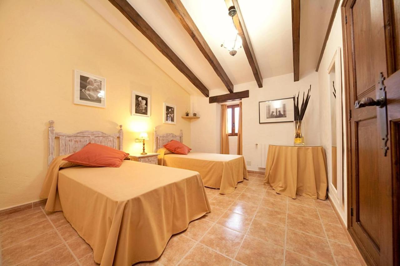 Villa Mosson By Sealand Villas Port de Pollença Exteriör bild