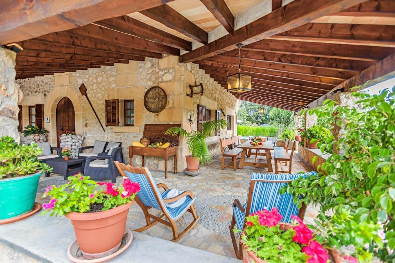 Villa Mosson By Sealand Villas Port de Pollença Exteriör bild